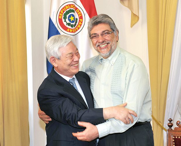 Rencontre avec le président paraguayen Fernando Lugo